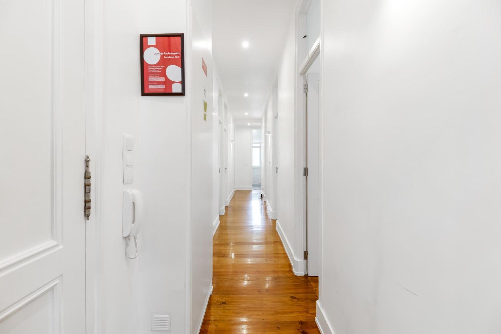 Arroios - Fourth Floor Apartment Lisbon Luaran gambar