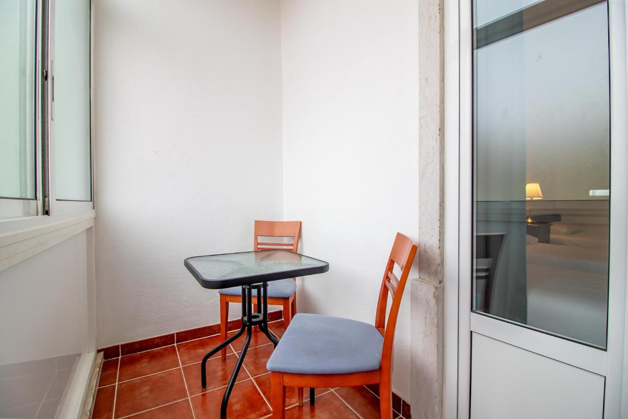 Arroios - Fourth Floor Apartment Lisbon Luaran gambar