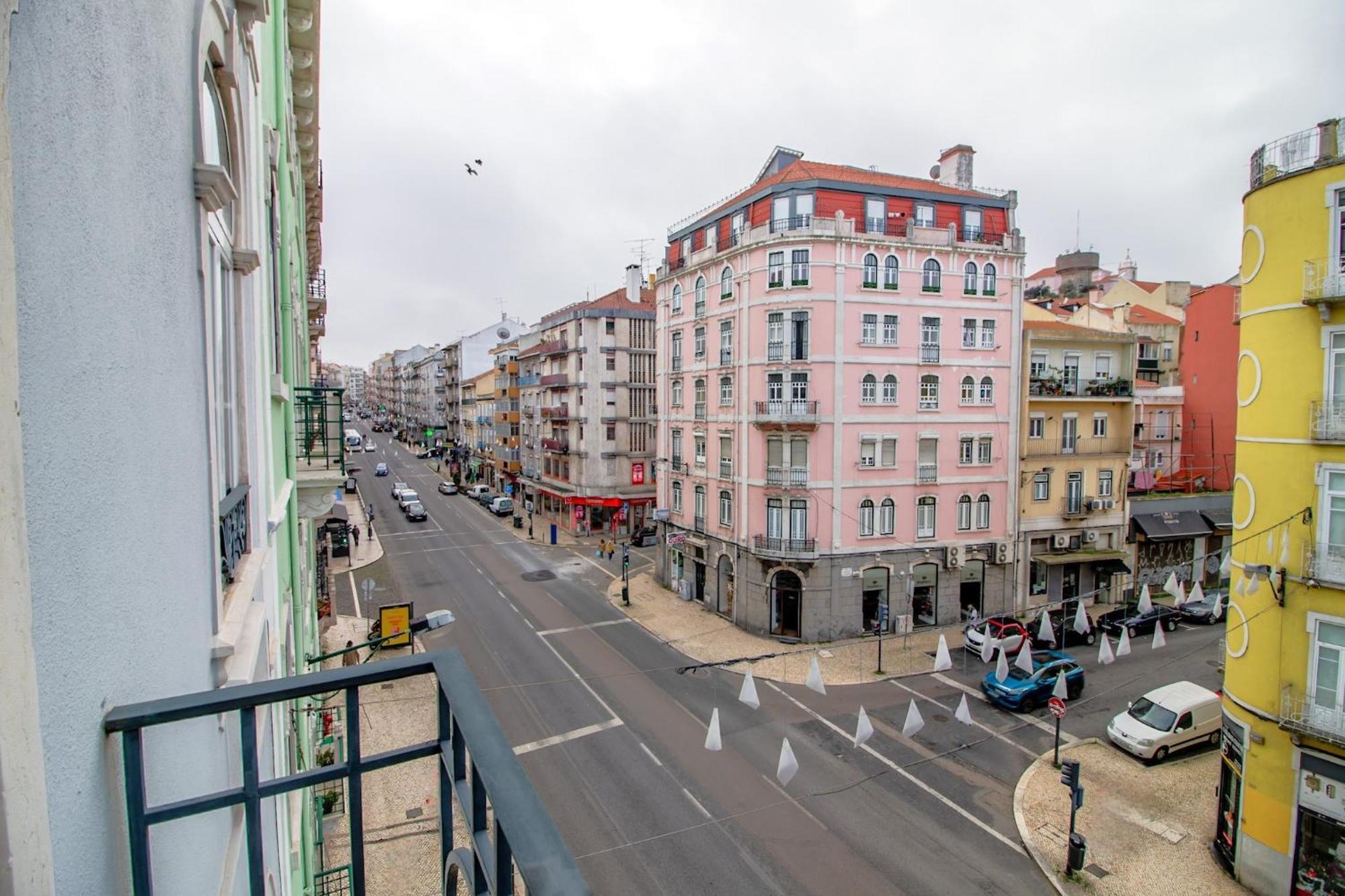 Arroios - Fourth Floor Apartment Lisbon Luaran gambar