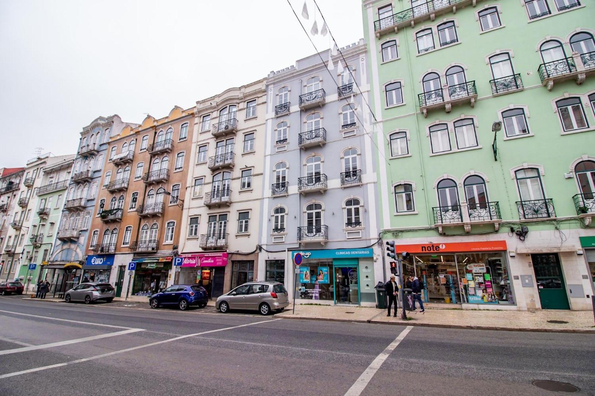 Arroios - Fourth Floor Apartment Lisbon Luaran gambar