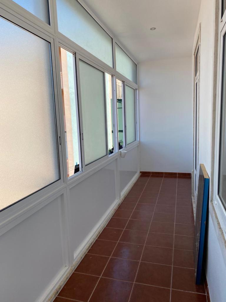 Arroios - Fourth Floor Apartment Lisbon Luaran gambar